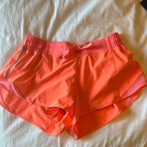 Lululemon Hotty Hot shorts with tie Size 8
